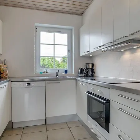 Feriehus Riki - 150m From The Sea By Interhome *